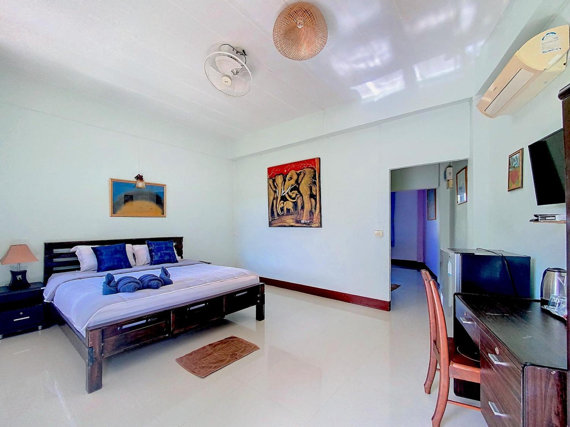 Sunanta Bungalow Koh Lanta Room photo