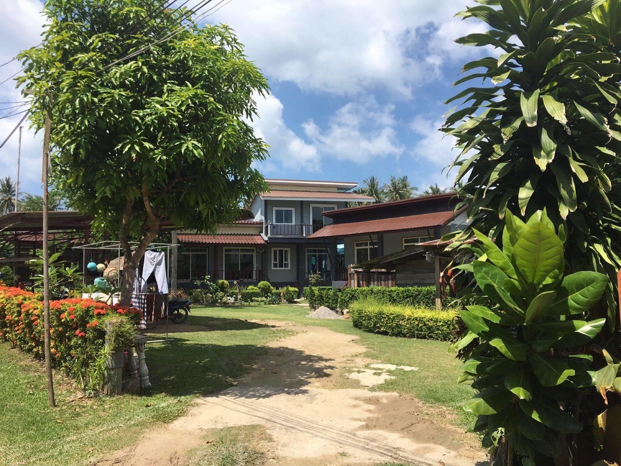 Sunanta Bungalow Koh Lanta Exterior photo